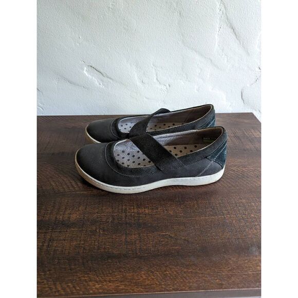 Ahnu Women's Mary Jane Style Slip-on Shoes - Size 7 - Picture 2 of 10